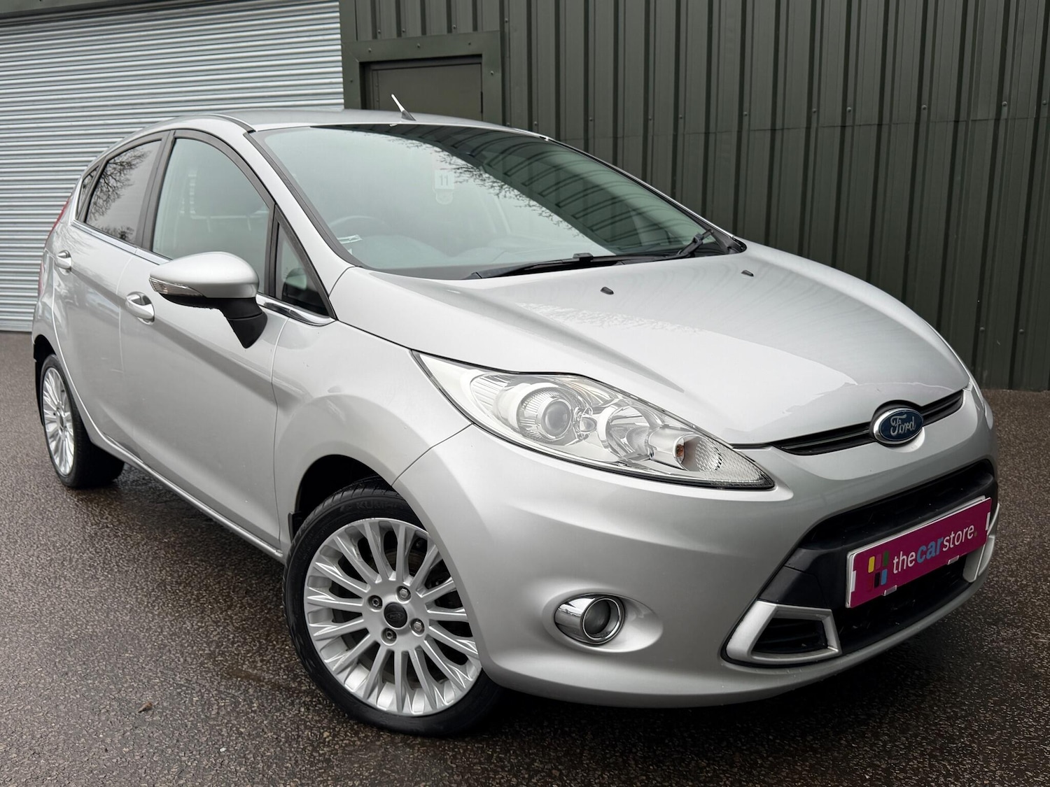 Used Ford Fiesta 2011 for sale - 77143090: Photo 28