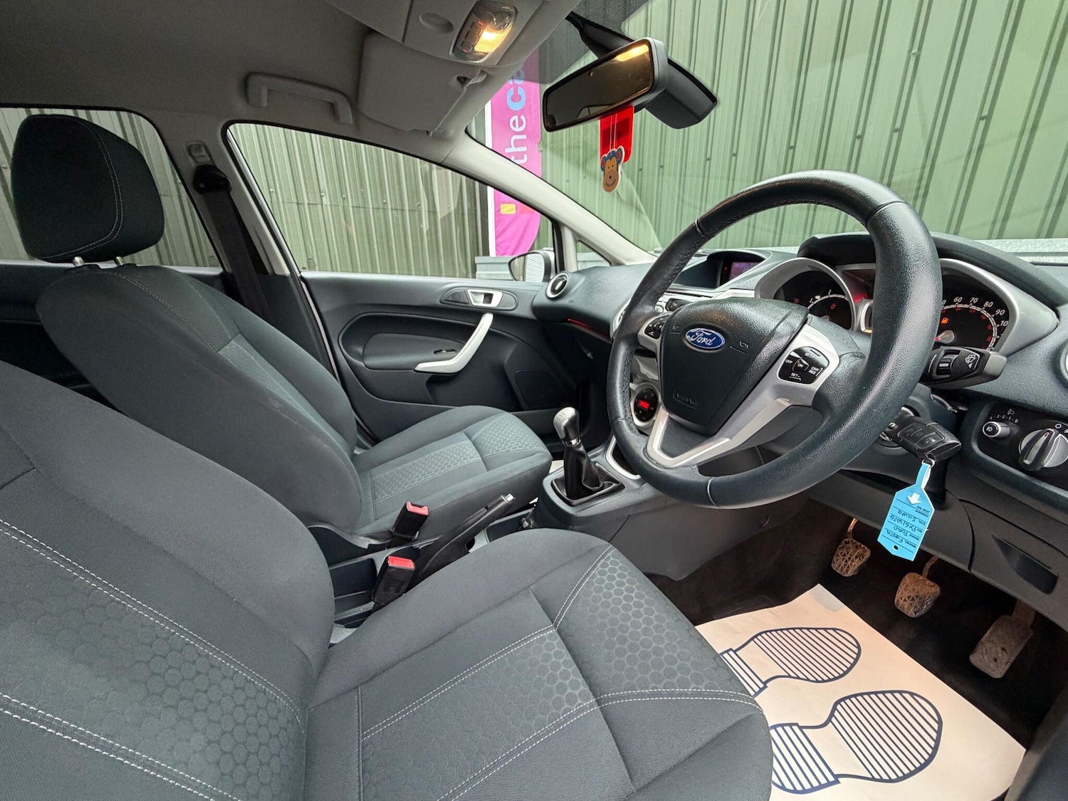 Used Ford Fiesta 2011 for sale - 77143090: Photo 8