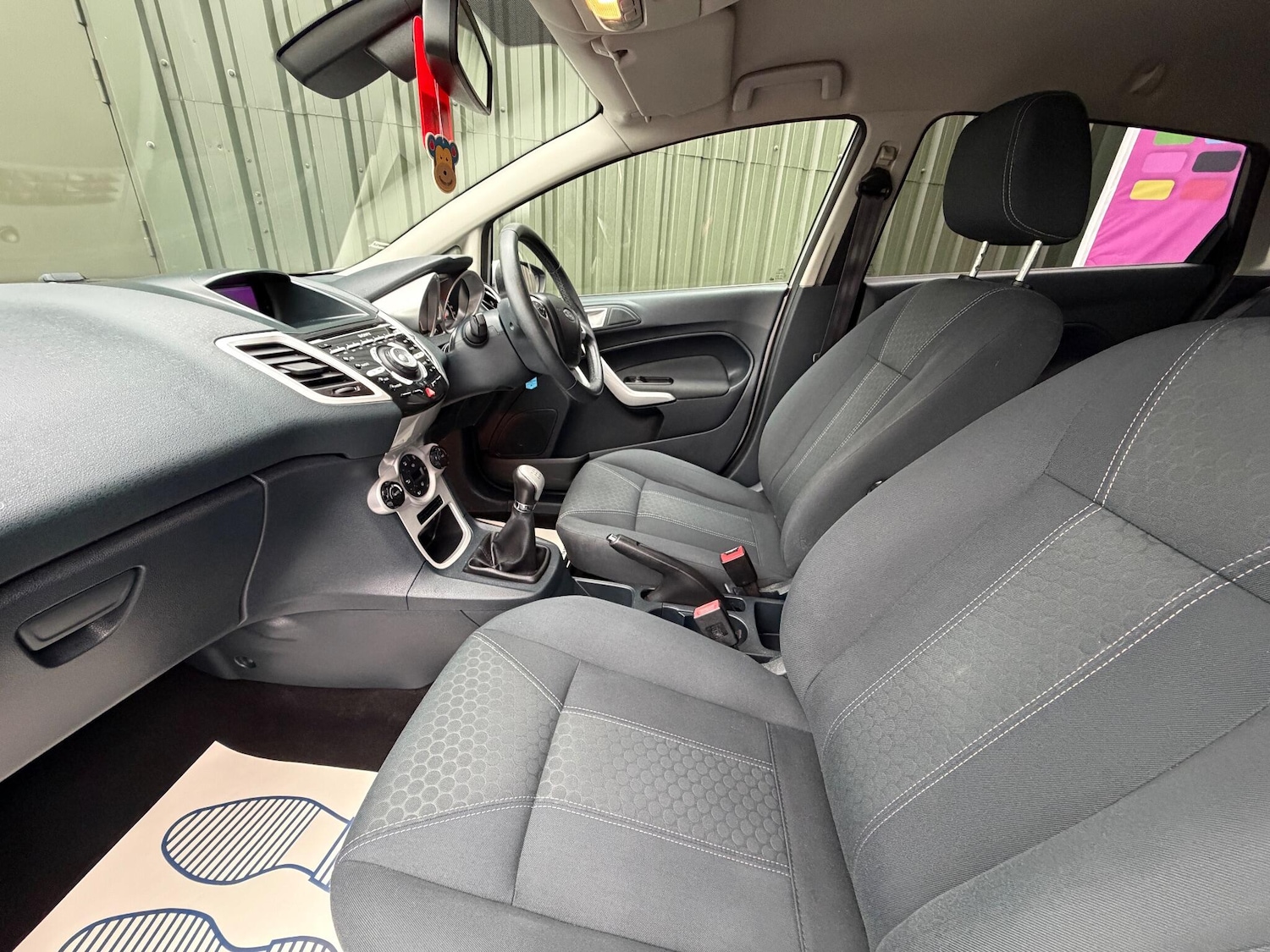 Used Ford Fiesta 2011 for sale - 77143090: Photo 9