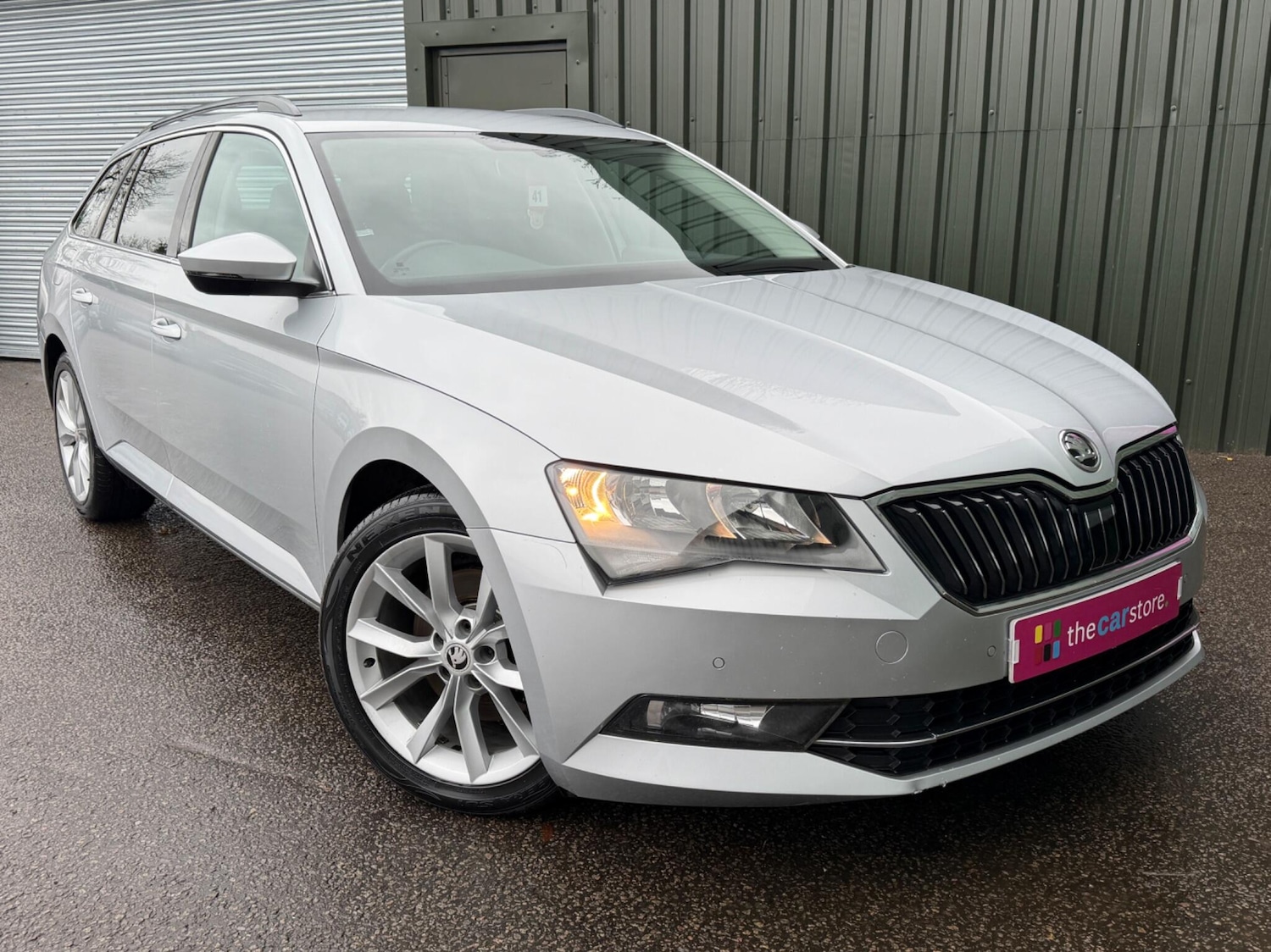 Used Skoda Superb 2016 for sale - 77305542: Photo 2