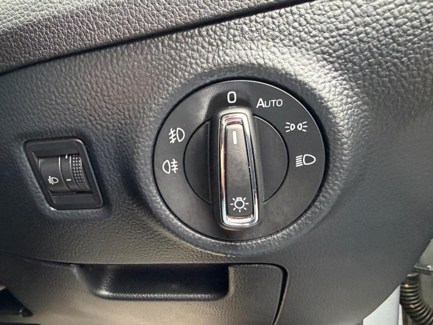 Used Skoda Superb 2016 for sale - 77305542: Photo 24