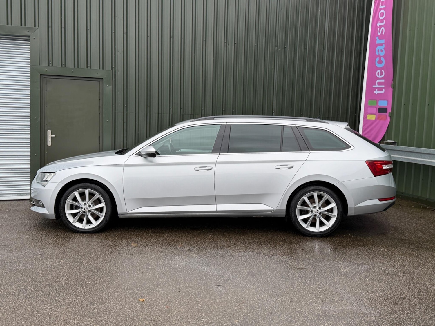 Used Skoda Superb 2016 for sale - 77305542: Photo 3