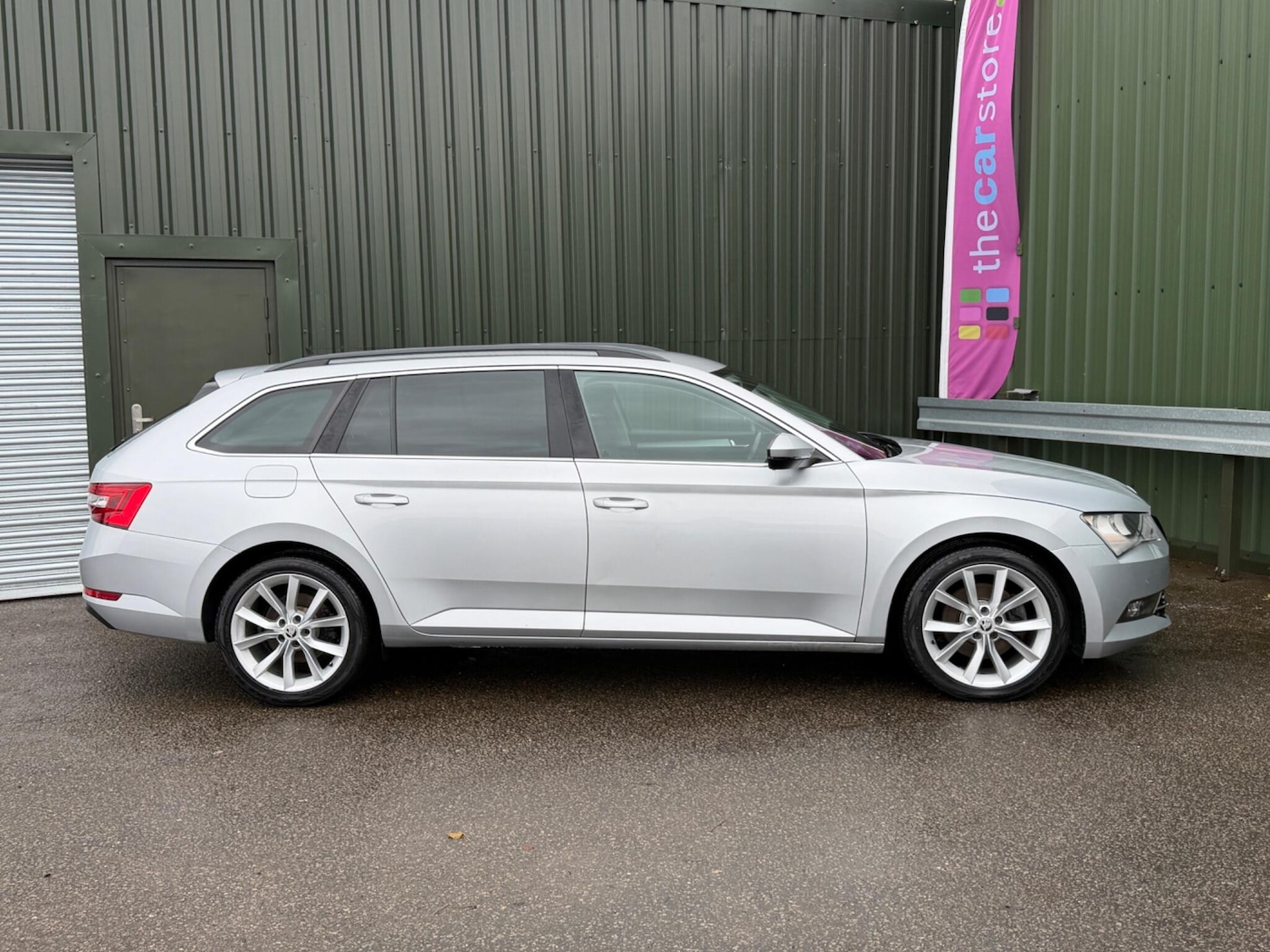 Used Skoda Superb 2016 for sale - 77305542: Photo 4