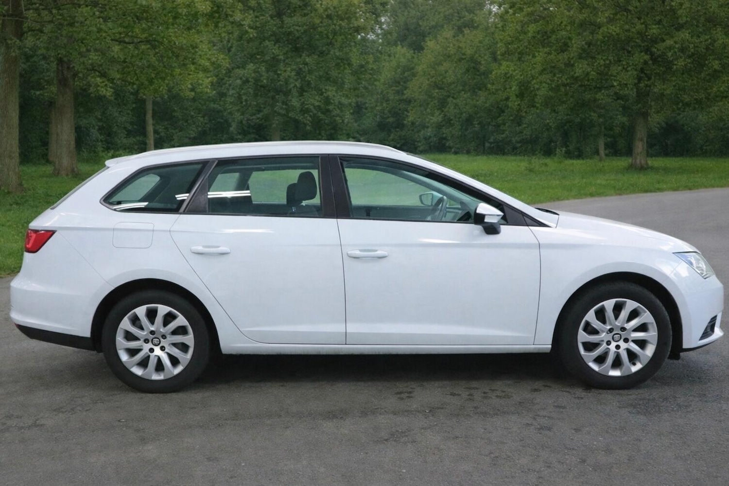 Used SEAT Leon 2014 for sale - 77162957: Photo 2