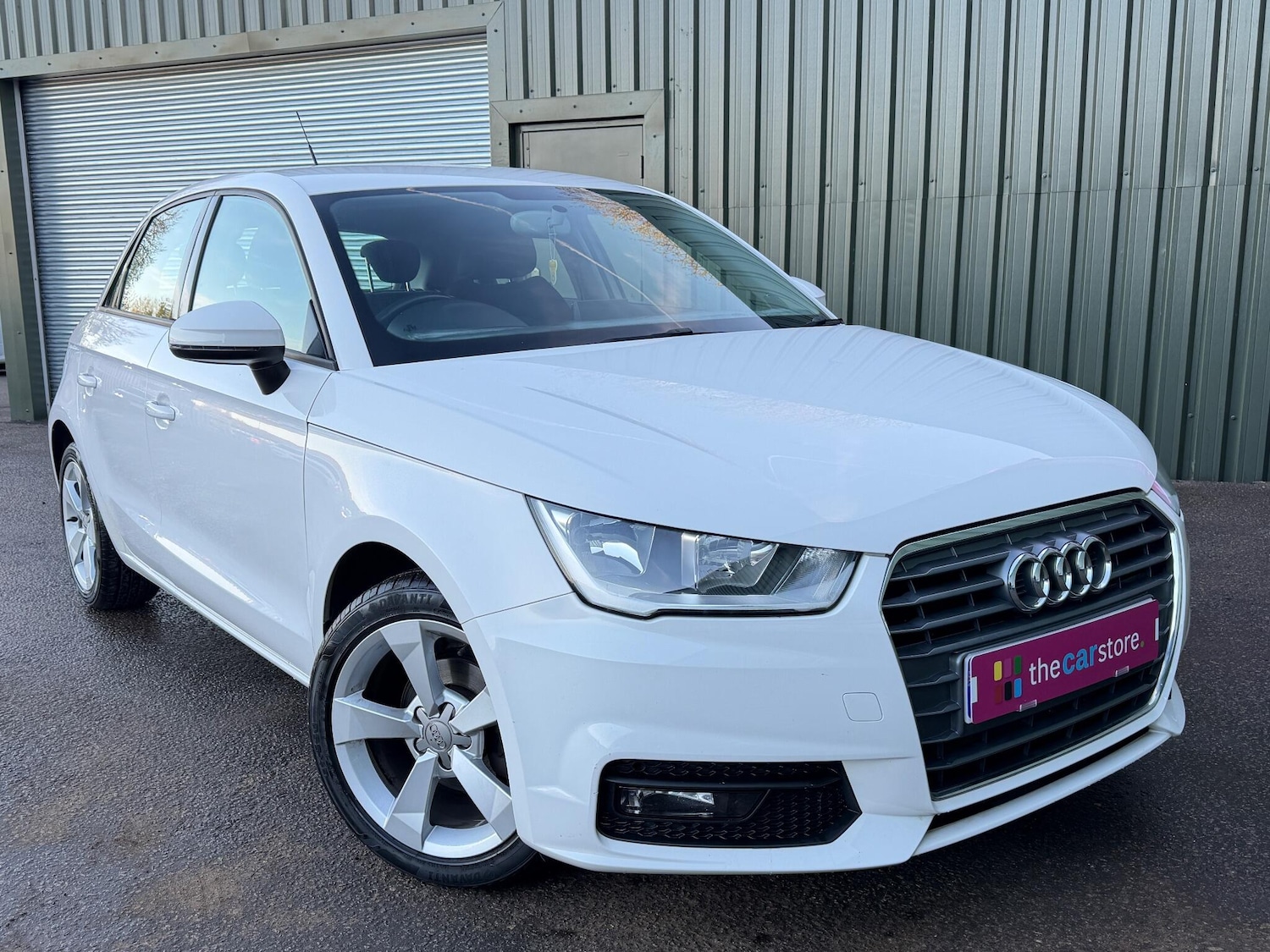 Used Audi A1 for sale - 76728999: Photo 25