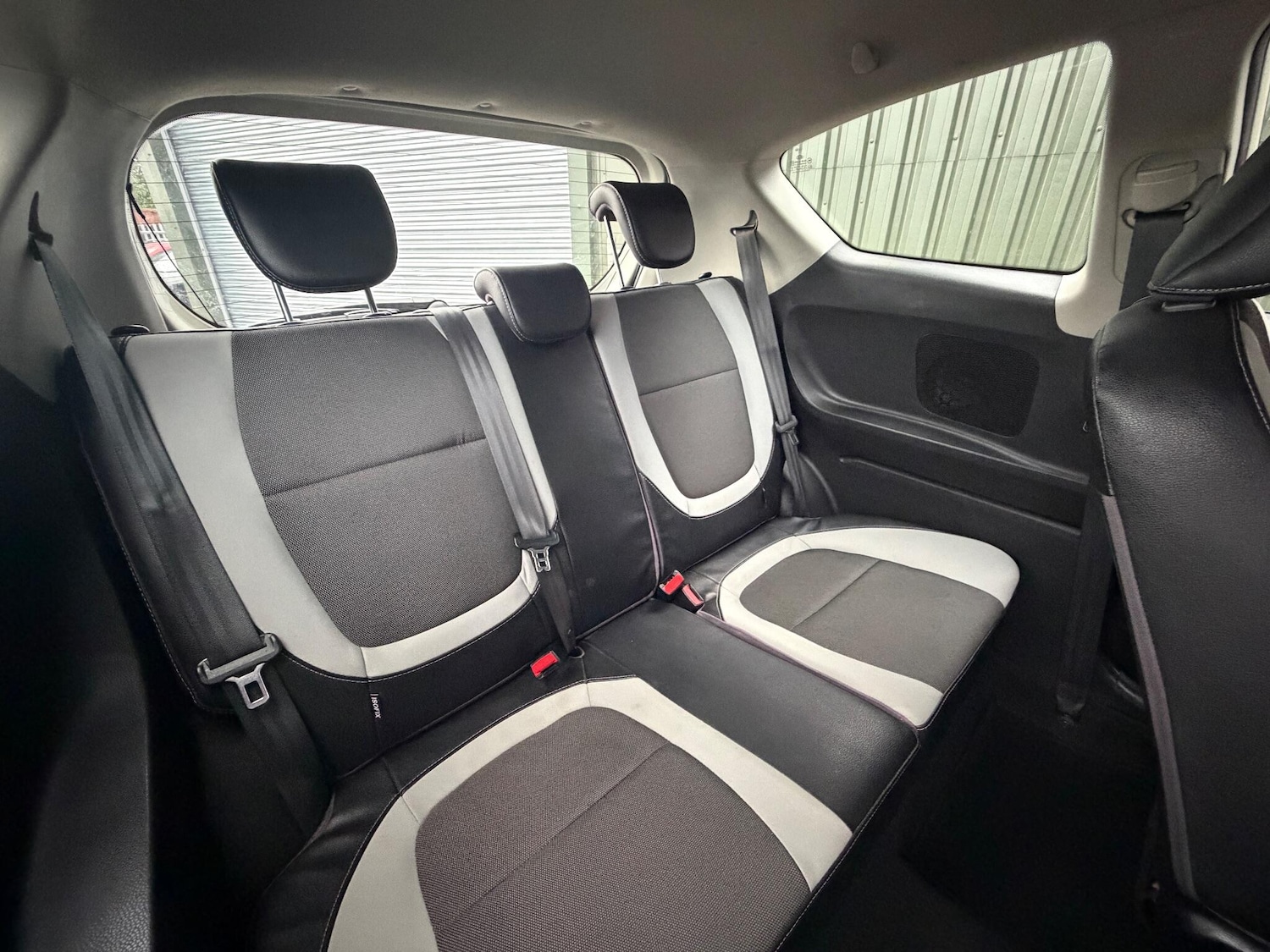 Used Kia Picanto 2012 for sale - 77174861: Photo 11