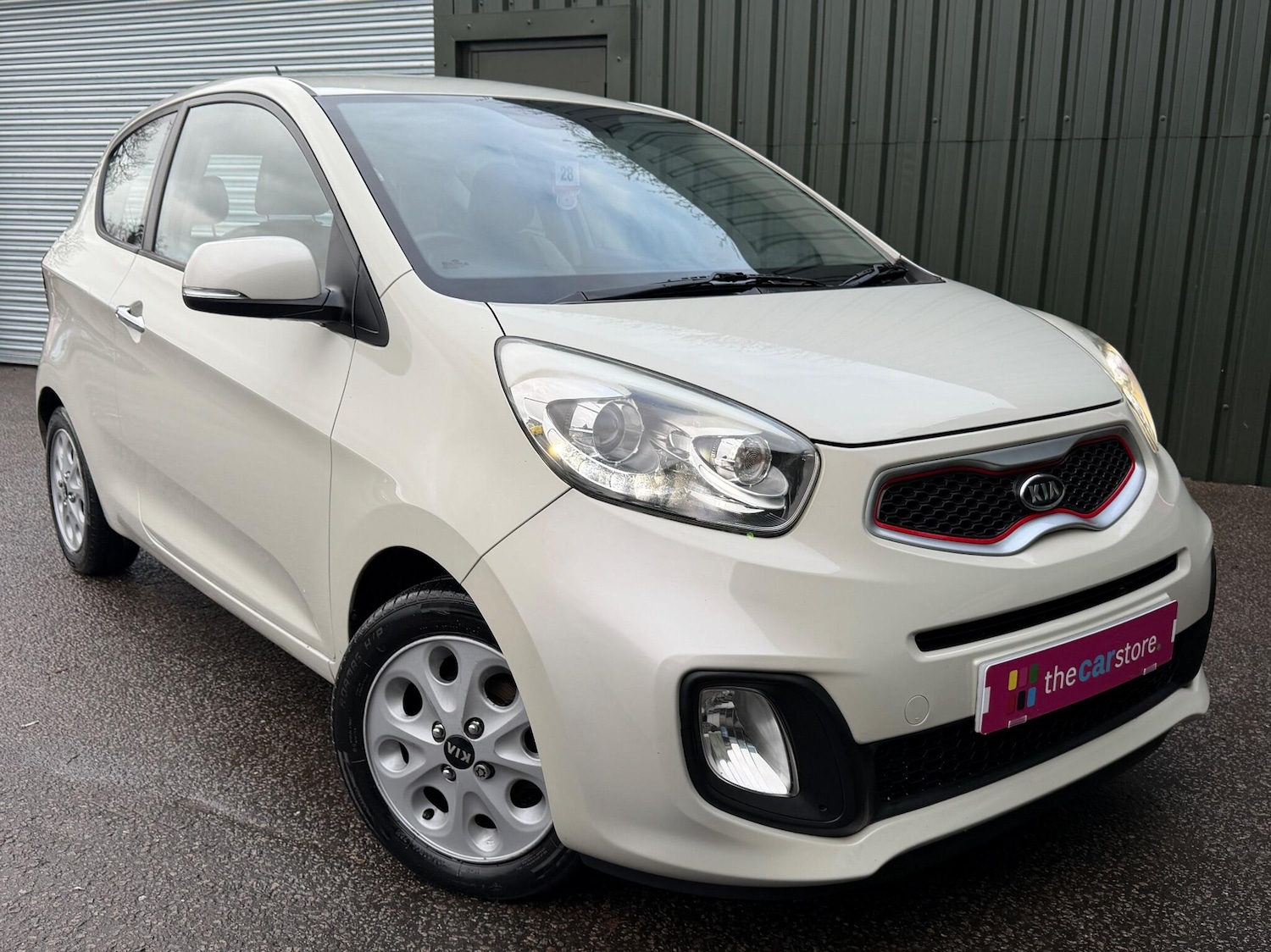 Used Kia Picanto 2012 for sale - 77174861: Photo 2