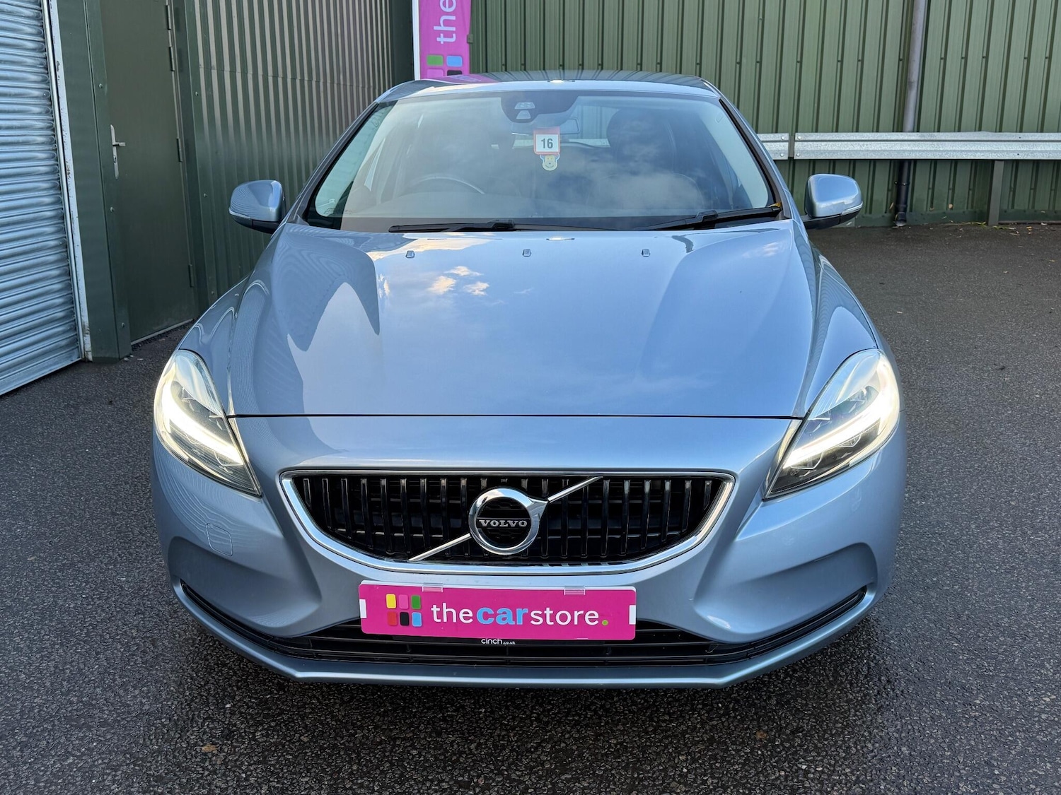 Used Volvo V40 2016 for sale - 76899124: Photo 18