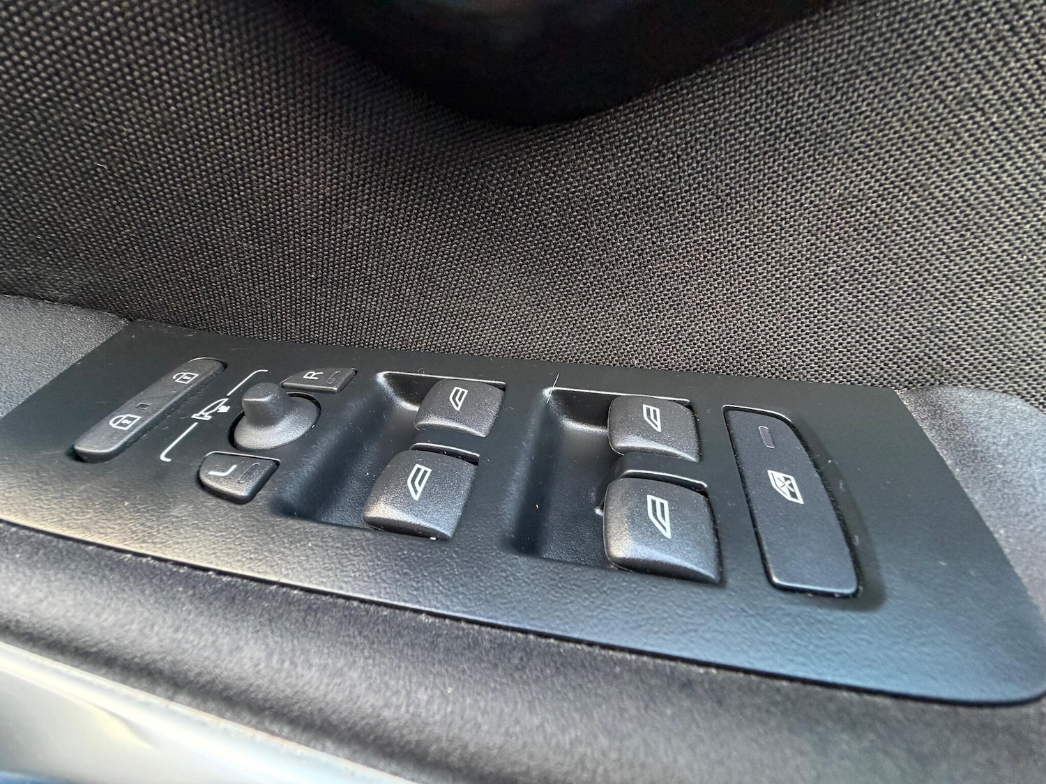 Used Volvo V40 2016 for sale - 76899124: Photo 22