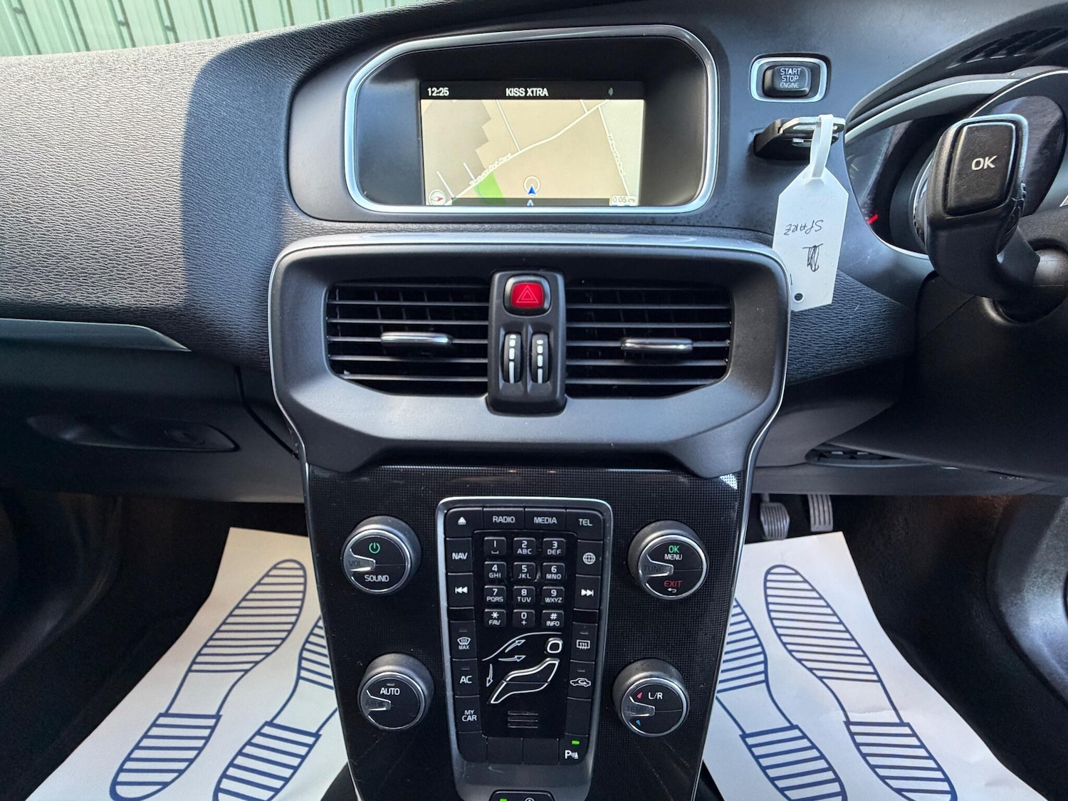 Used Volvo V40 2016 for sale - 76899124: Photo 26