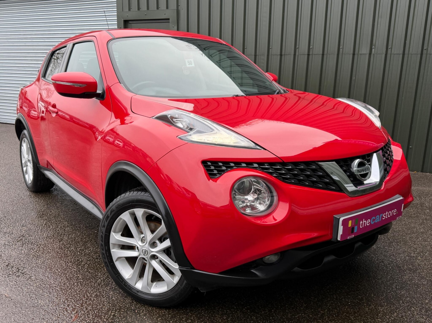 Used Nissan Juke 2017 for sale - 77331552: Photo 2