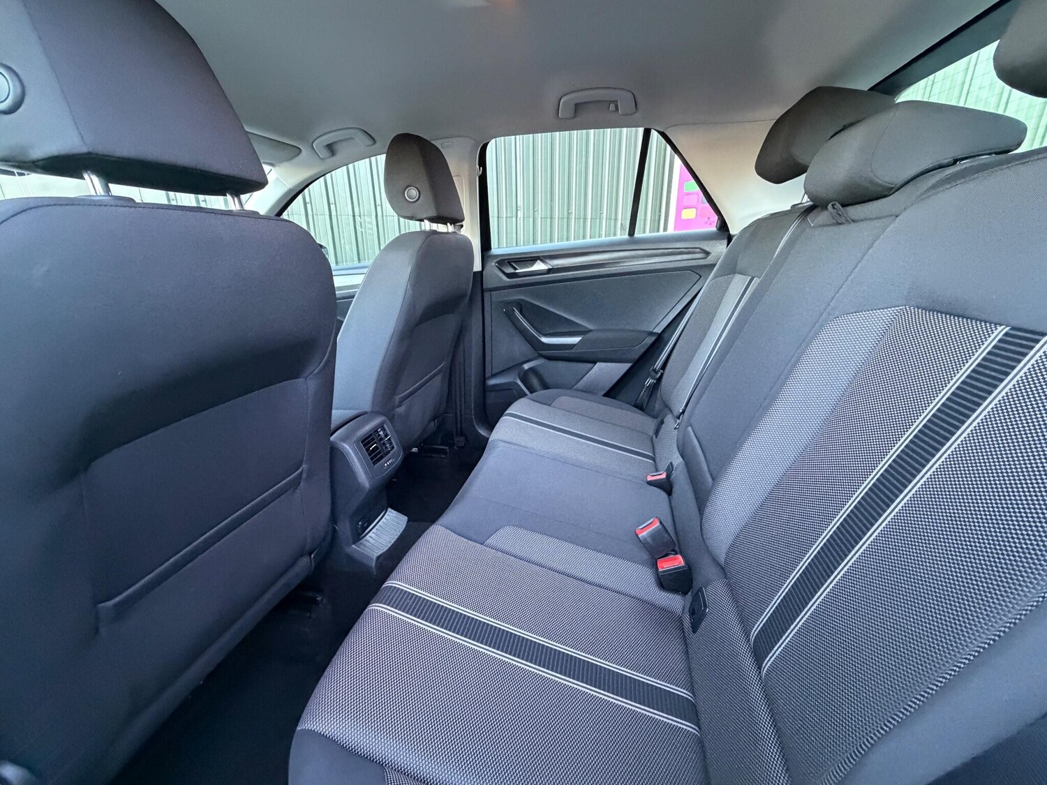 Used Volkswagen T-Roc for sale - 77724104: Photo 11