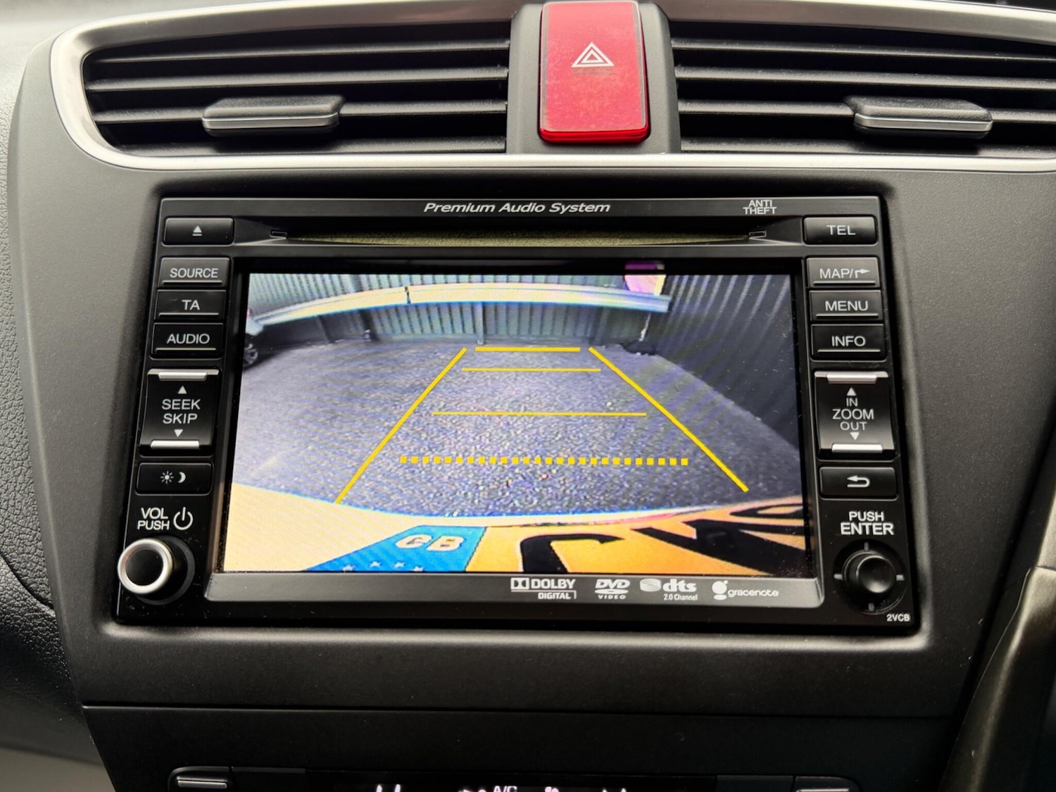 Used Honda Civic 2014 for sale - 77550473: Photo 20