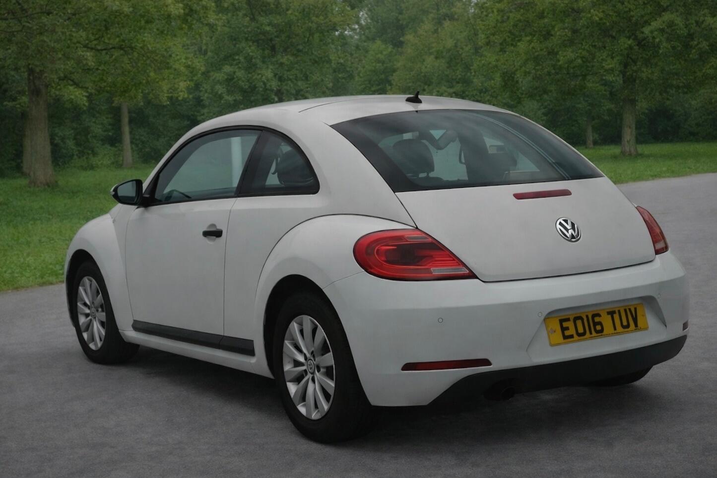 Used Volkswagen Beetle 2016 for sale - 77305722: Photo 2