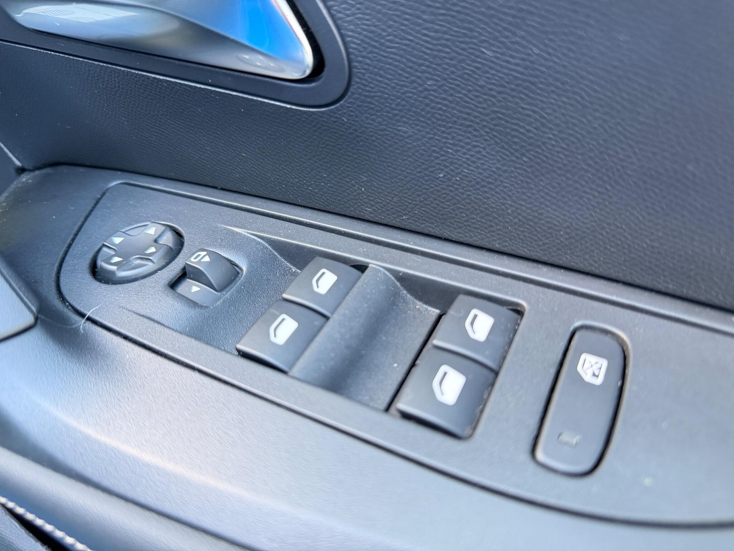 Used Peugeot 2008 2024 for sale - 76926344: Photo 24