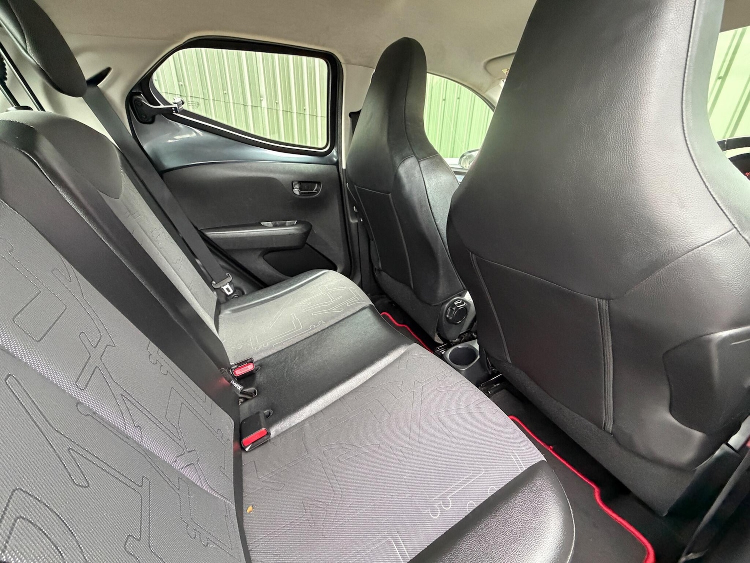 Used Toyota AYGO 2015 for sale - 76991549: Photo 11