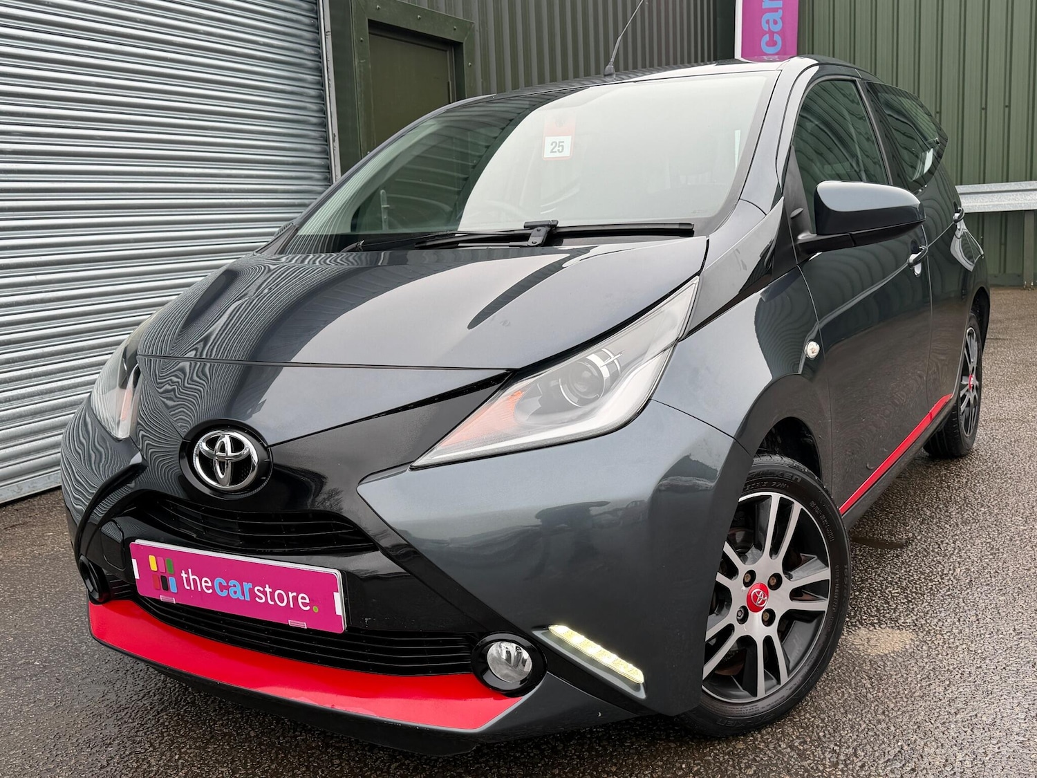 Used Toyota AYGO 2015 for sale - 76991549: Photo 25