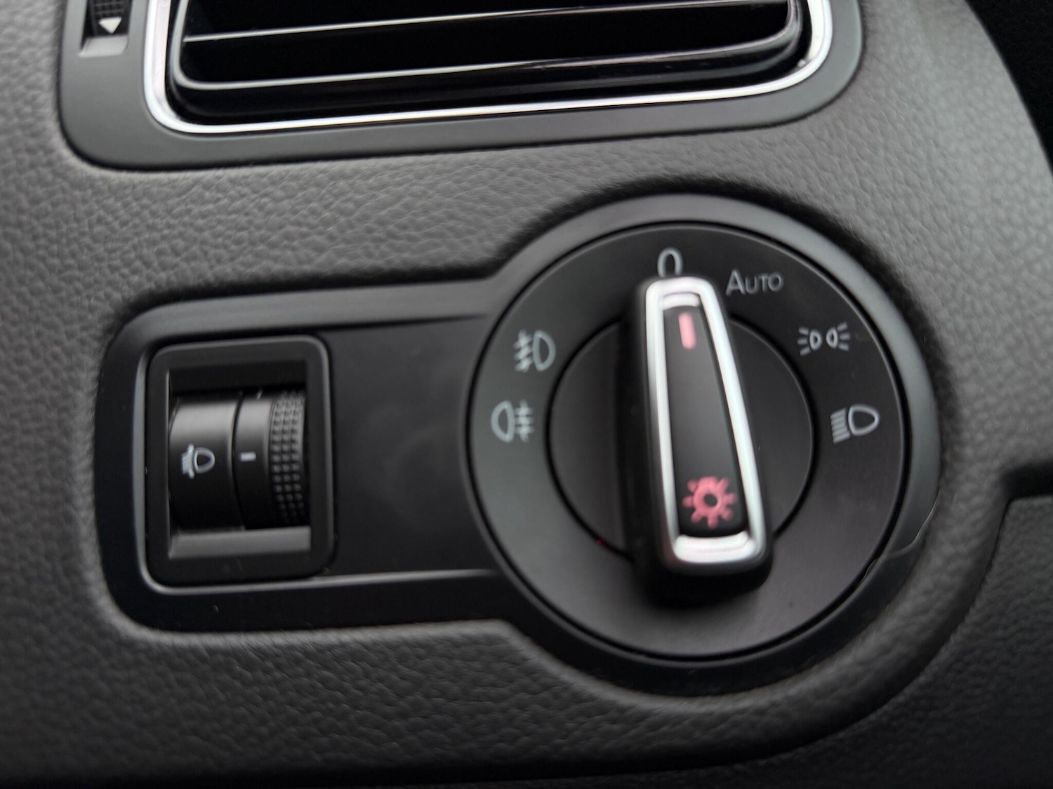 Used Volkswagen Polo 2016 for sale - 77040676: Photo 22