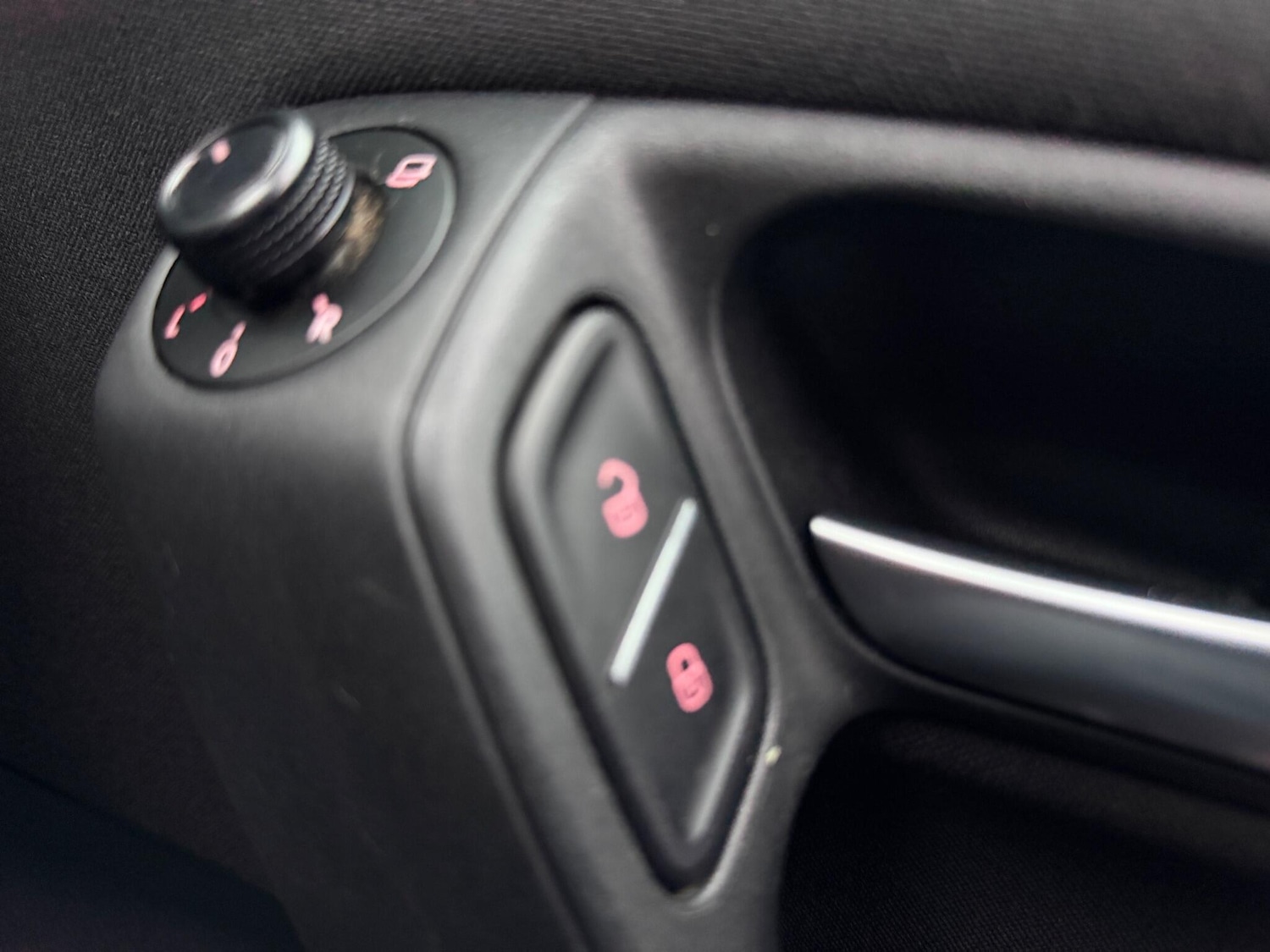 Used Volkswagen Polo 2016 for sale - 77040676: Photo 23