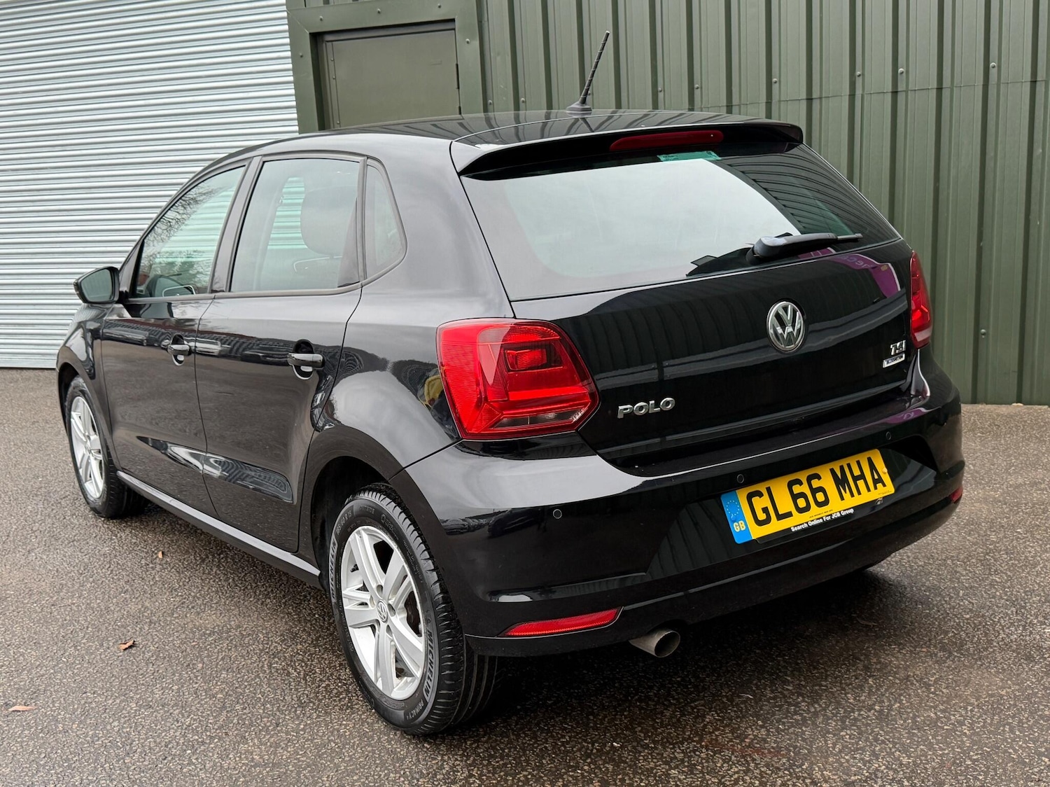 Used Volkswagen Polo 2016 for sale - 77040676: Photo 3