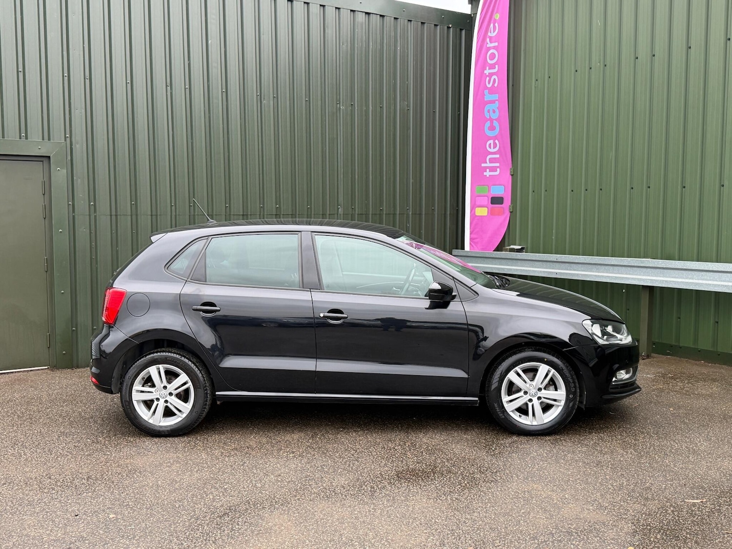 Used Volkswagen Polo 2016 for sale - 77040676: Photo 6