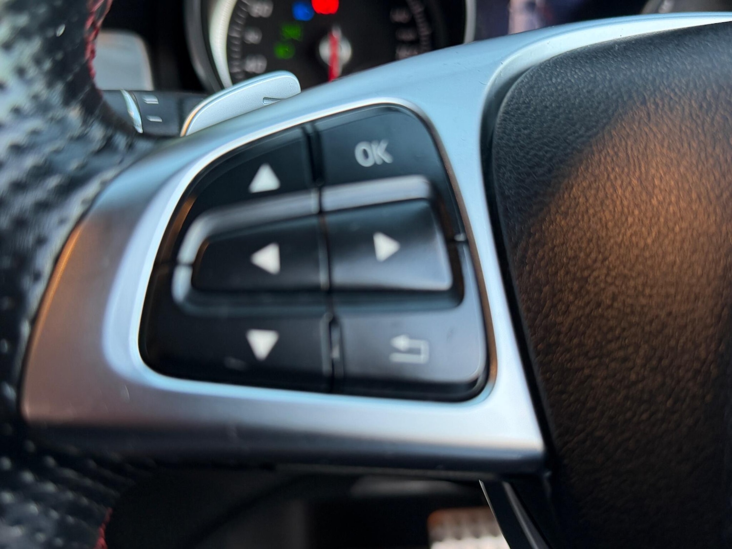 Used Mercedes-Benz CLA 2016 for sale - 76802051: Photo 28