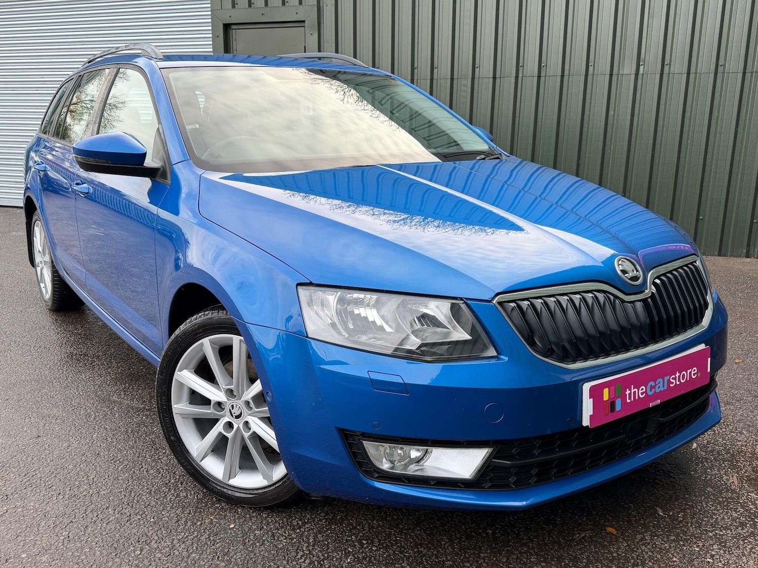 Used Skoda Octavia 2015 for sale - 76824876: Photo 2