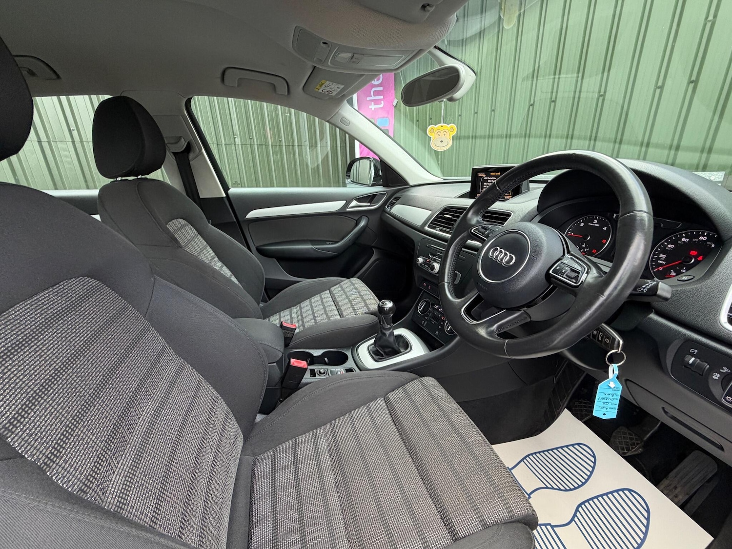 Used Audi Q3 for sale - 76727990: Photo 8