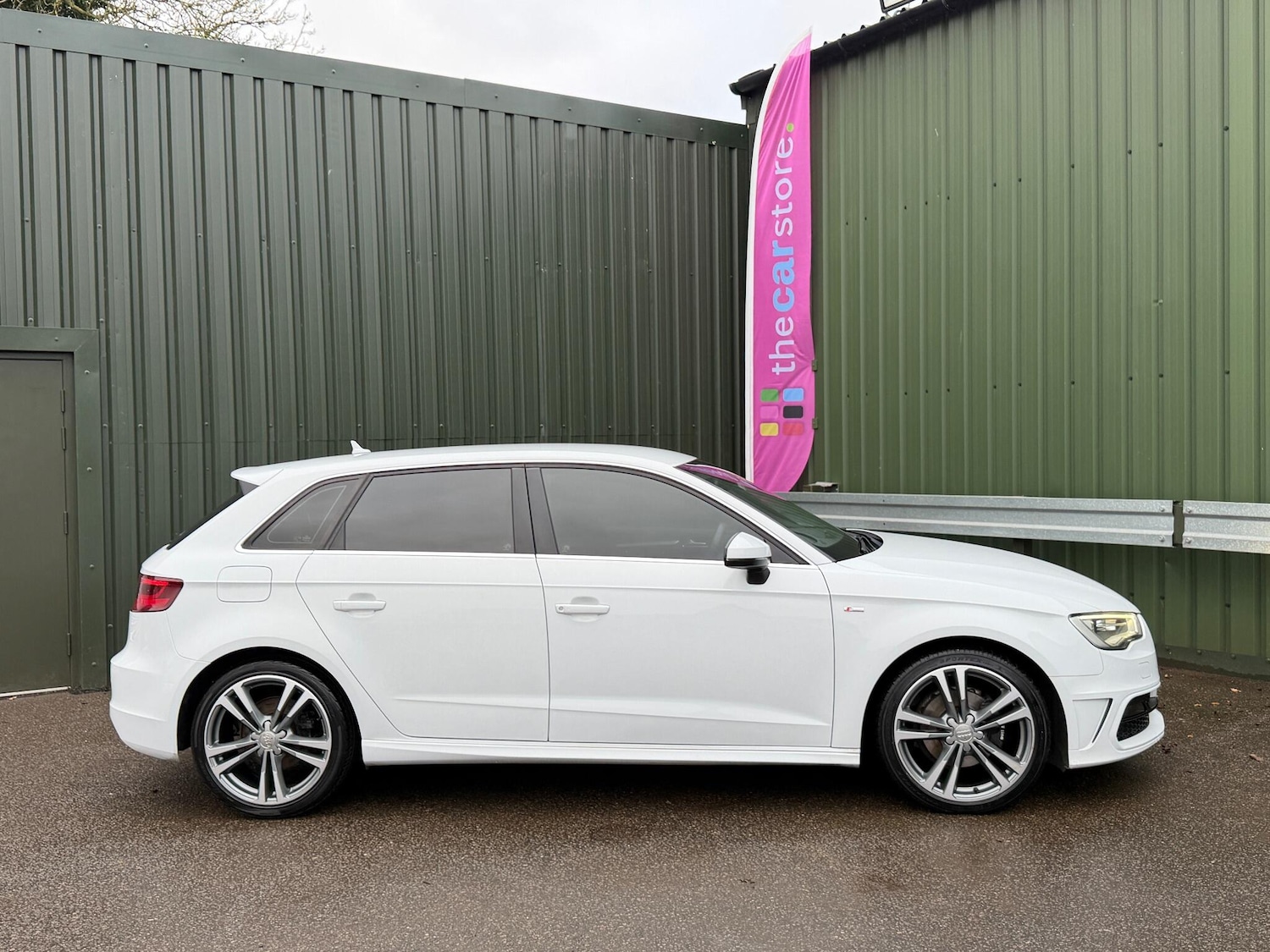 Used Audi A3 for sale - 76728380: Photo 6