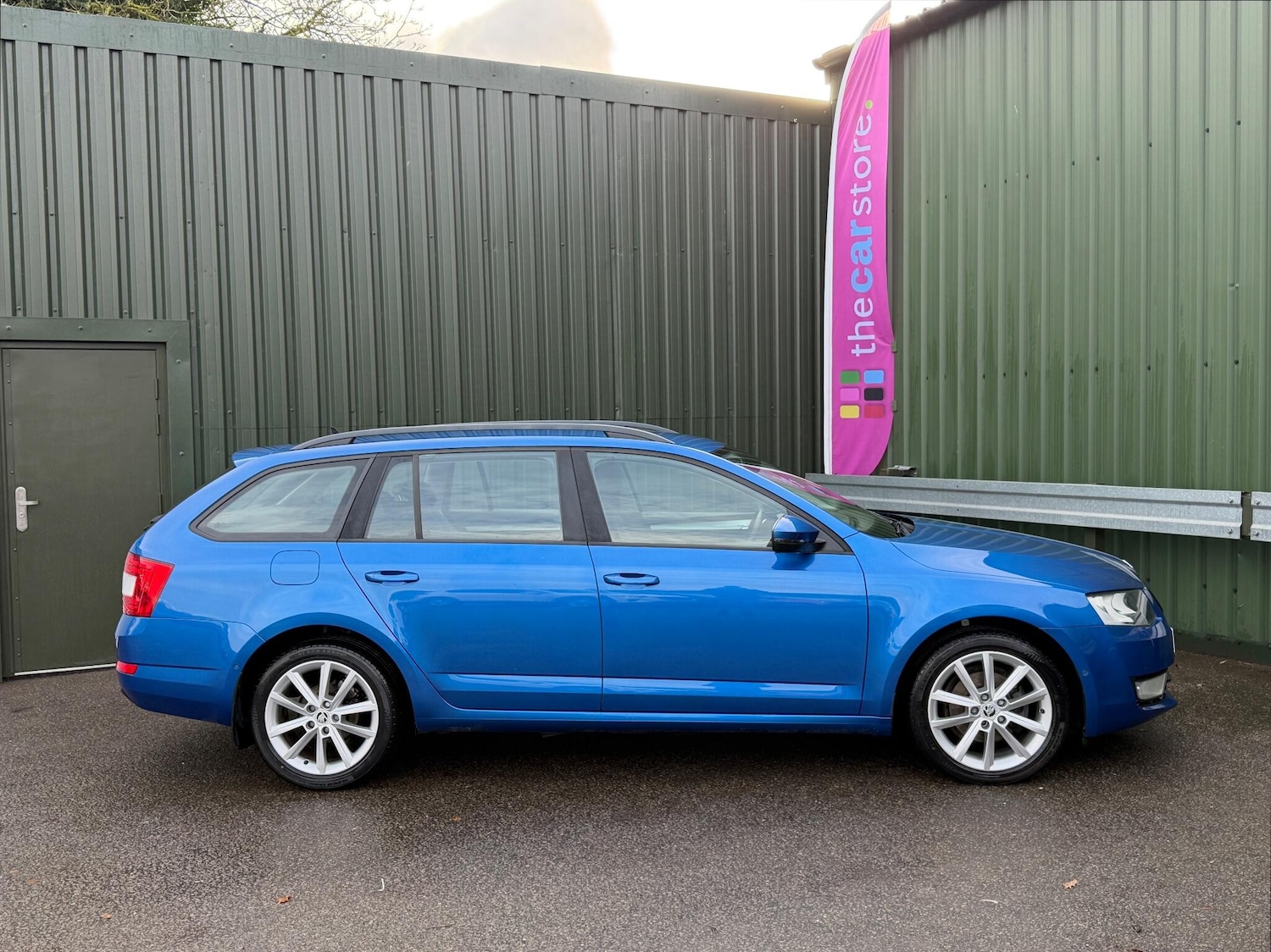 Used Skoda Octavia 2015 for sale - 76899047: Photo 4