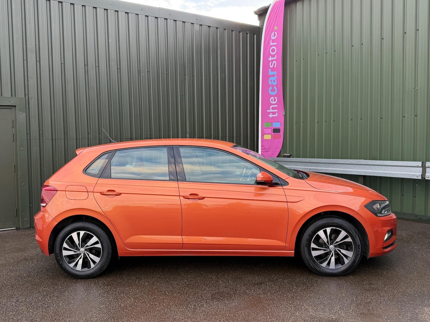 Used Volkswagen Polo for sale - 76727824: Photo 4