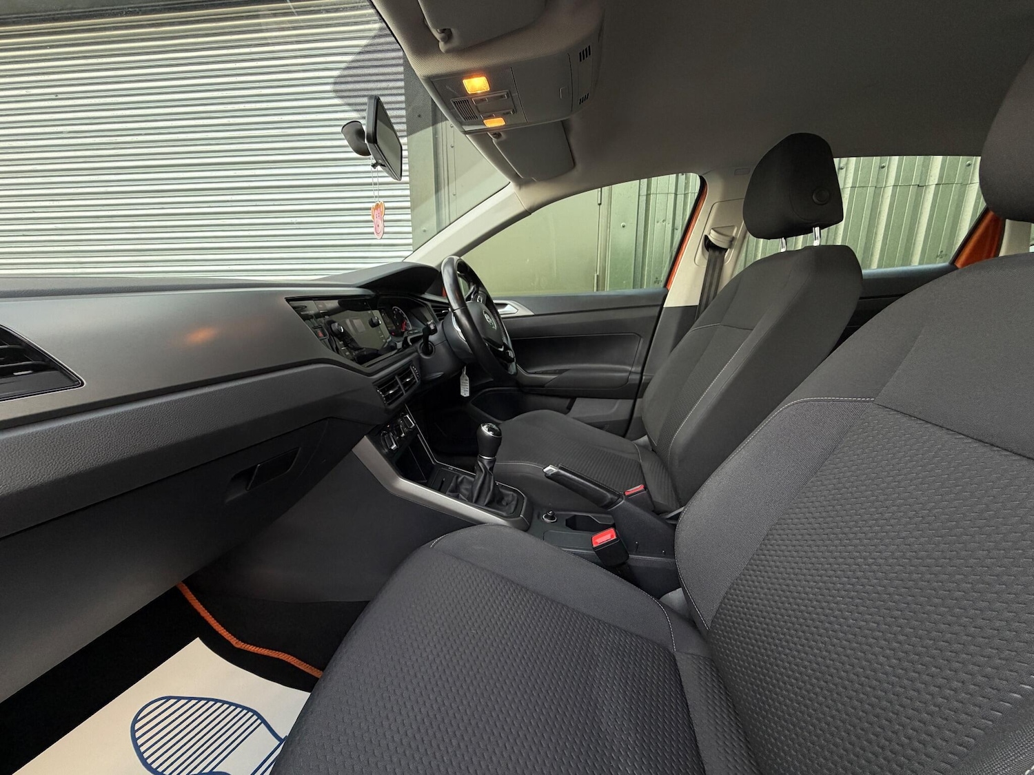 Used Volkswagen Polo for sale - 76727824: Photo 9