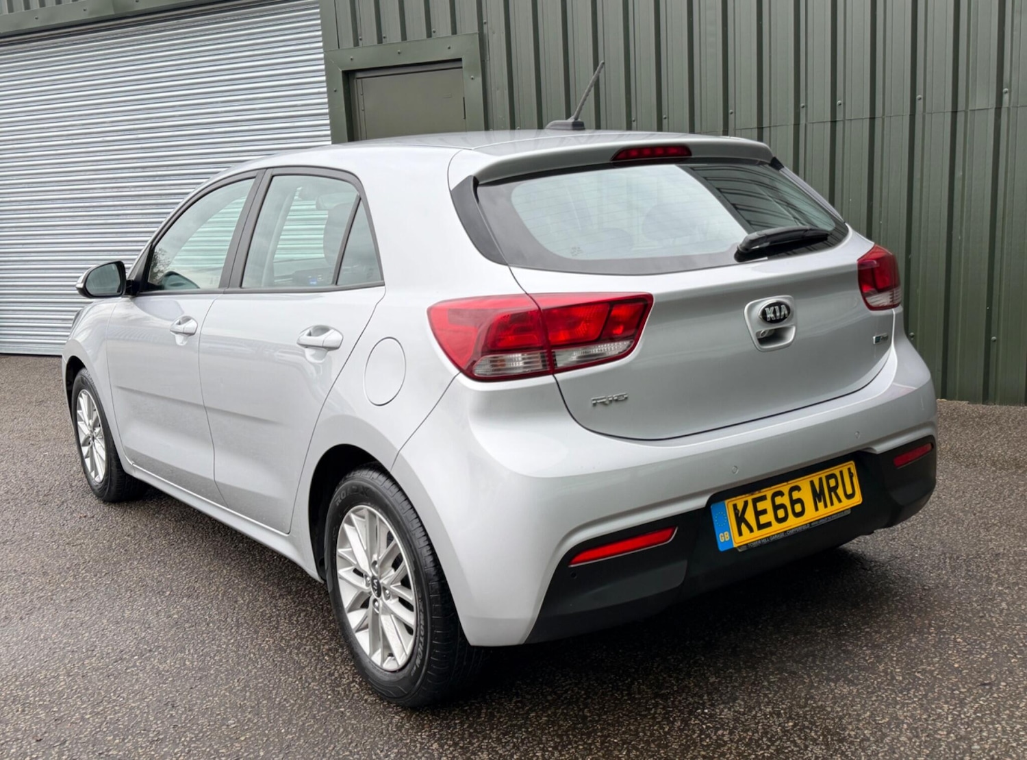 Used Kia Rio 2017 for sale - 77624979: Photo 6