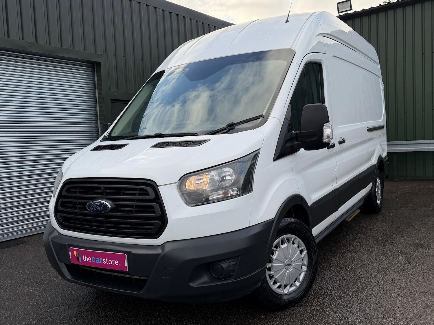 Used Ford Transit for sale - 76727882: Photo 1