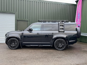 Used Land Rover Defender 2022 for sale - 77066490: Photo