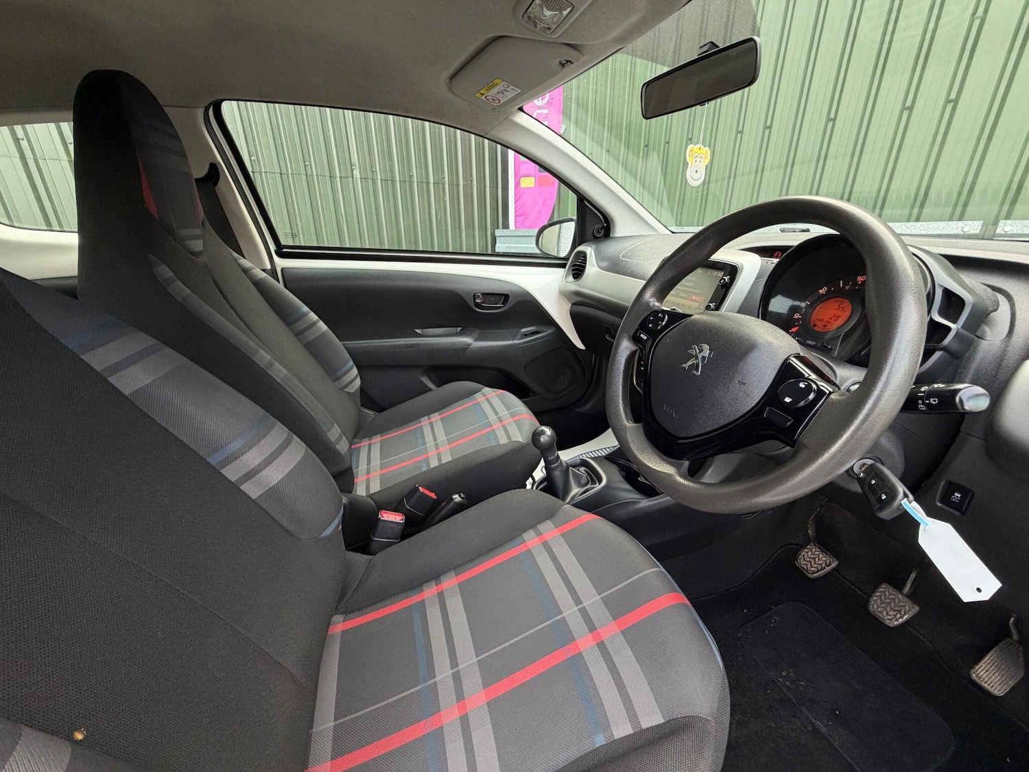 Used Peugeot 108 for sale - 76728849: Photo 8