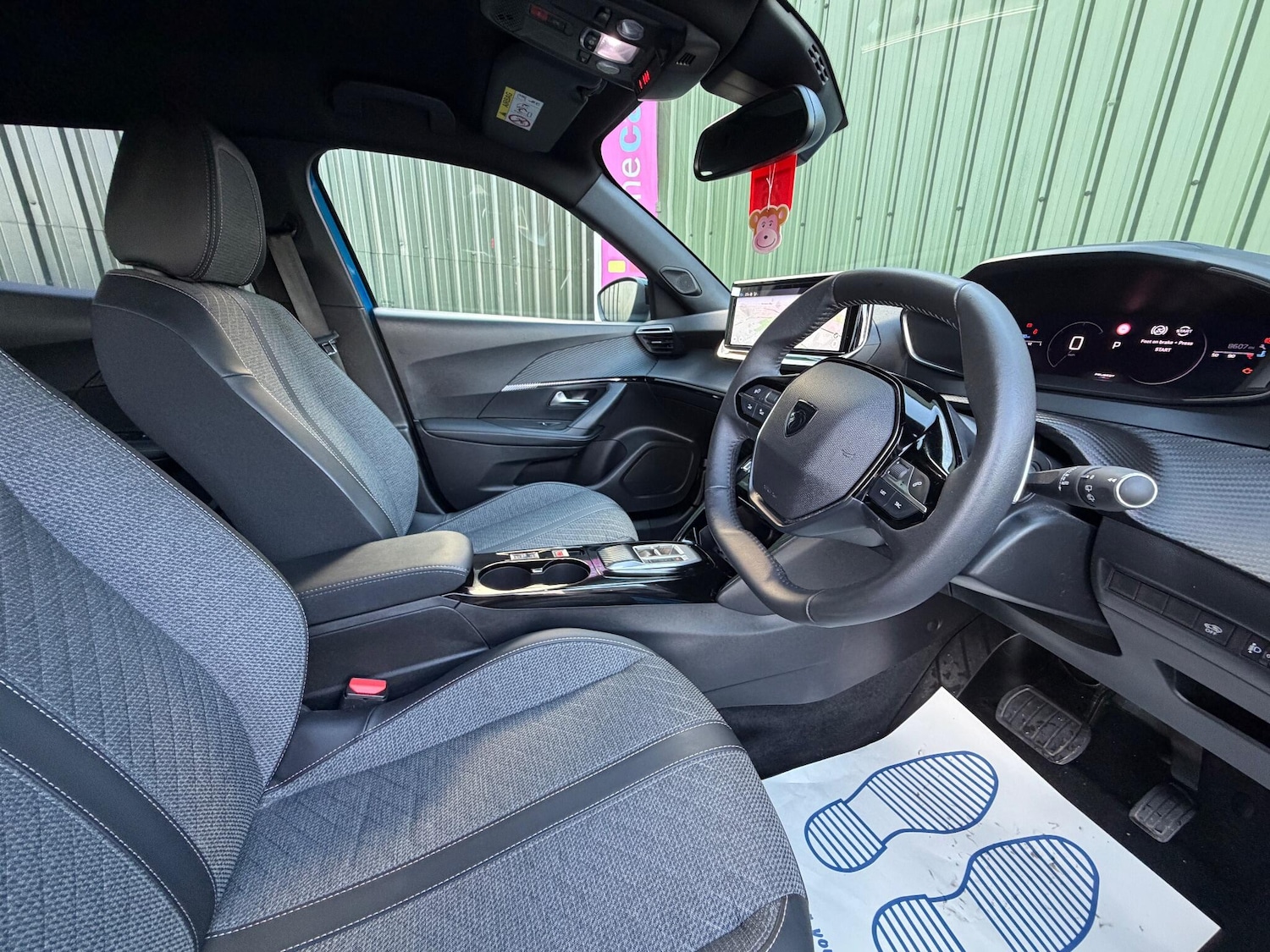 Used Peugeot 2008 2024 for sale - 77067022: Photo 8