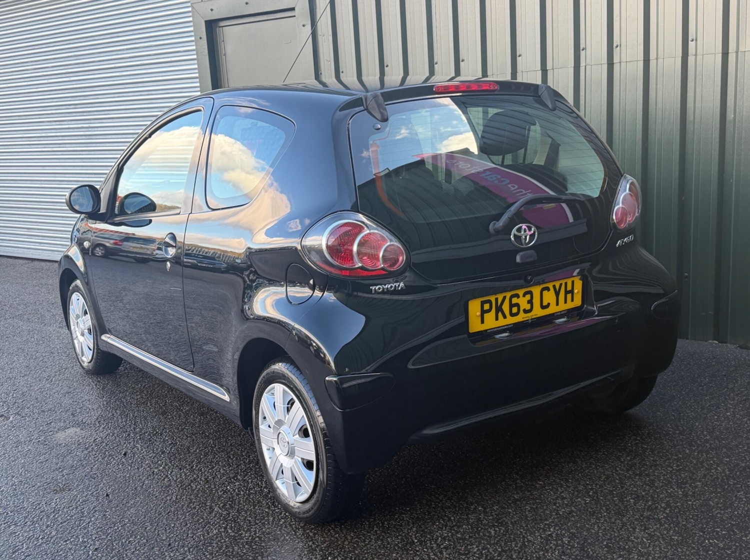 Used Toyota AYGO 2013 for sale - 77440131: Photo 4