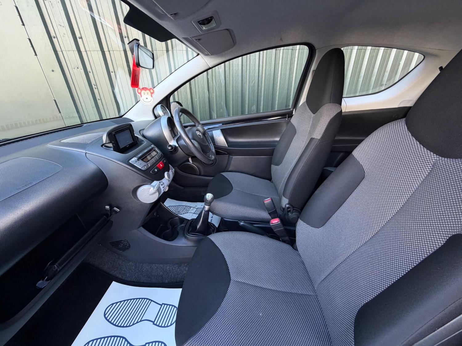 Used Toyota AYGO 2013 for sale - 77440131: Photo 9