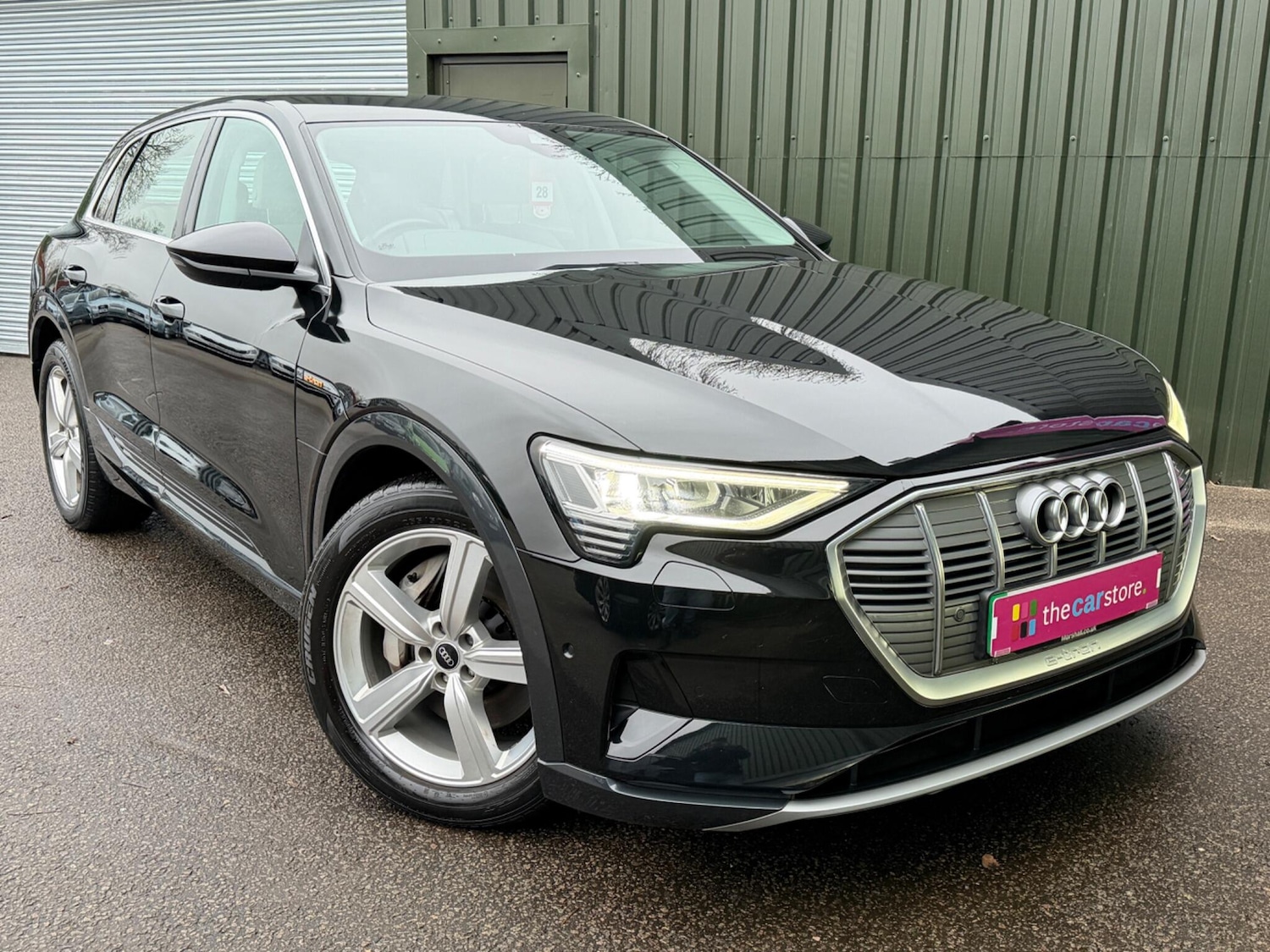 Used Audi e-tron 2021 for sale - 77386657: Photo 2