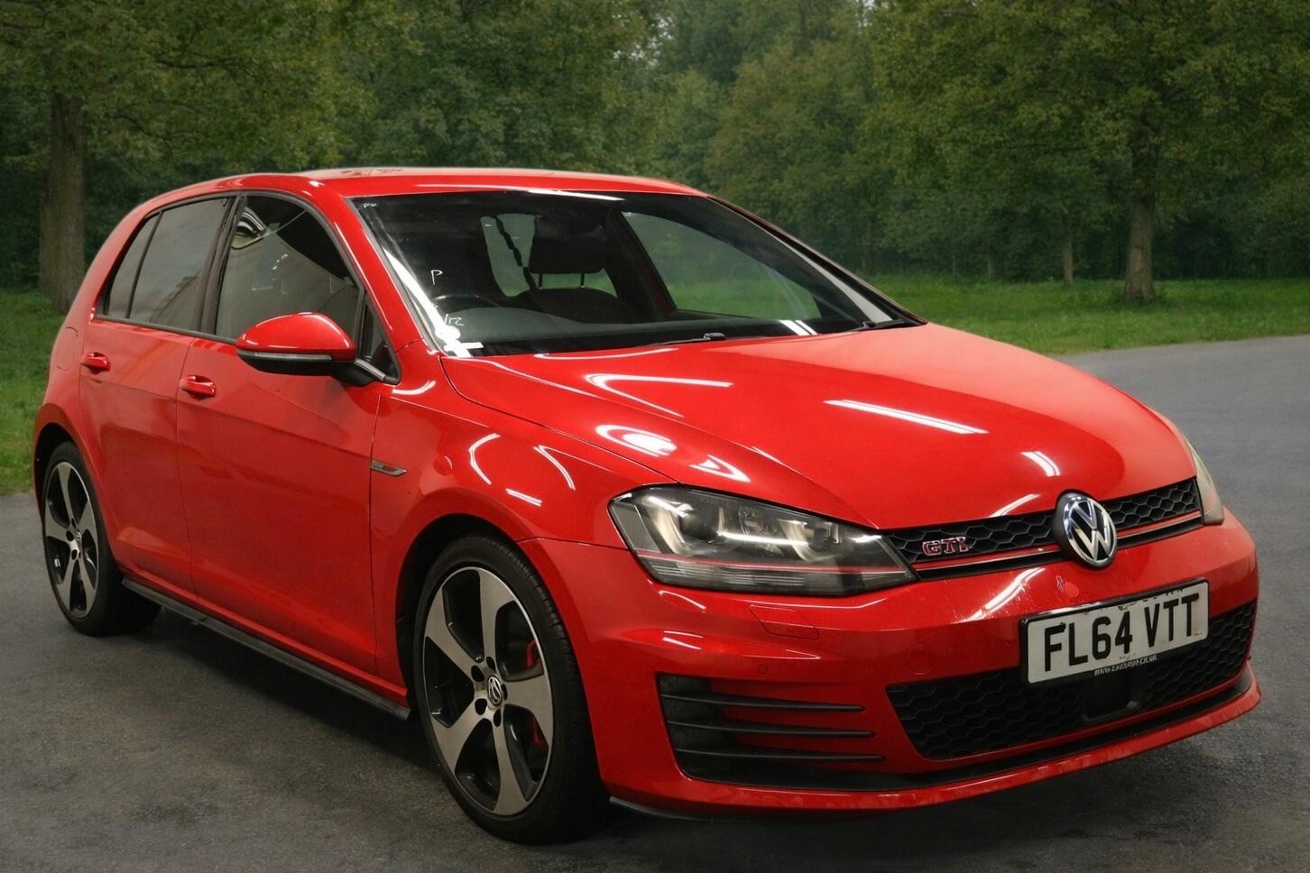 Used Volkswagen Golf 2014 for sale - 77163209: Photo 2