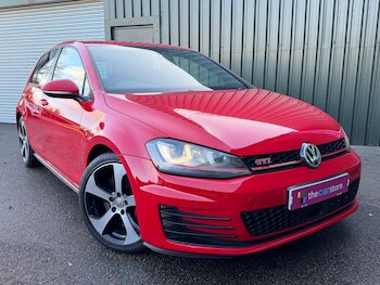 Used Volkswagen Golf 2014 for sale - 77314999: Photo