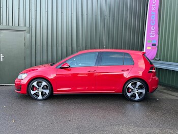Used Volkswagen Golf 2014 for sale - 77314999: Photo