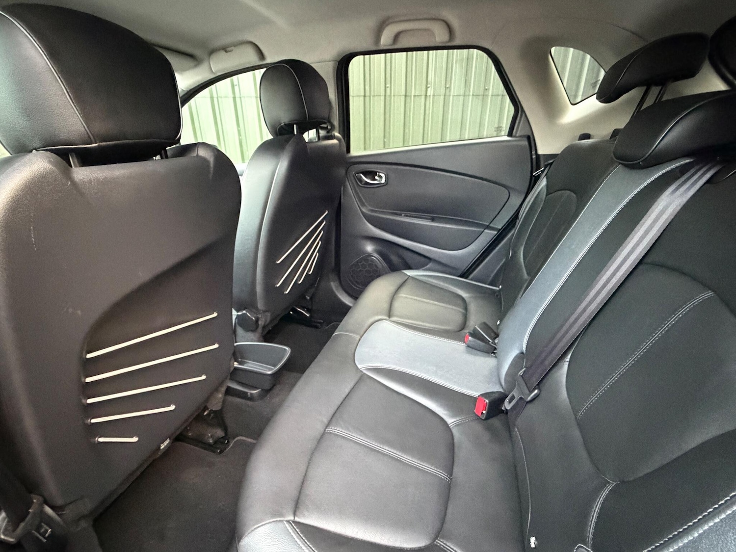 Used Renault Captur for sale - 76728827: Photo 11