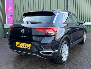 Used Volkswagen T-Roc 2020 for sale - 76728898: Photo