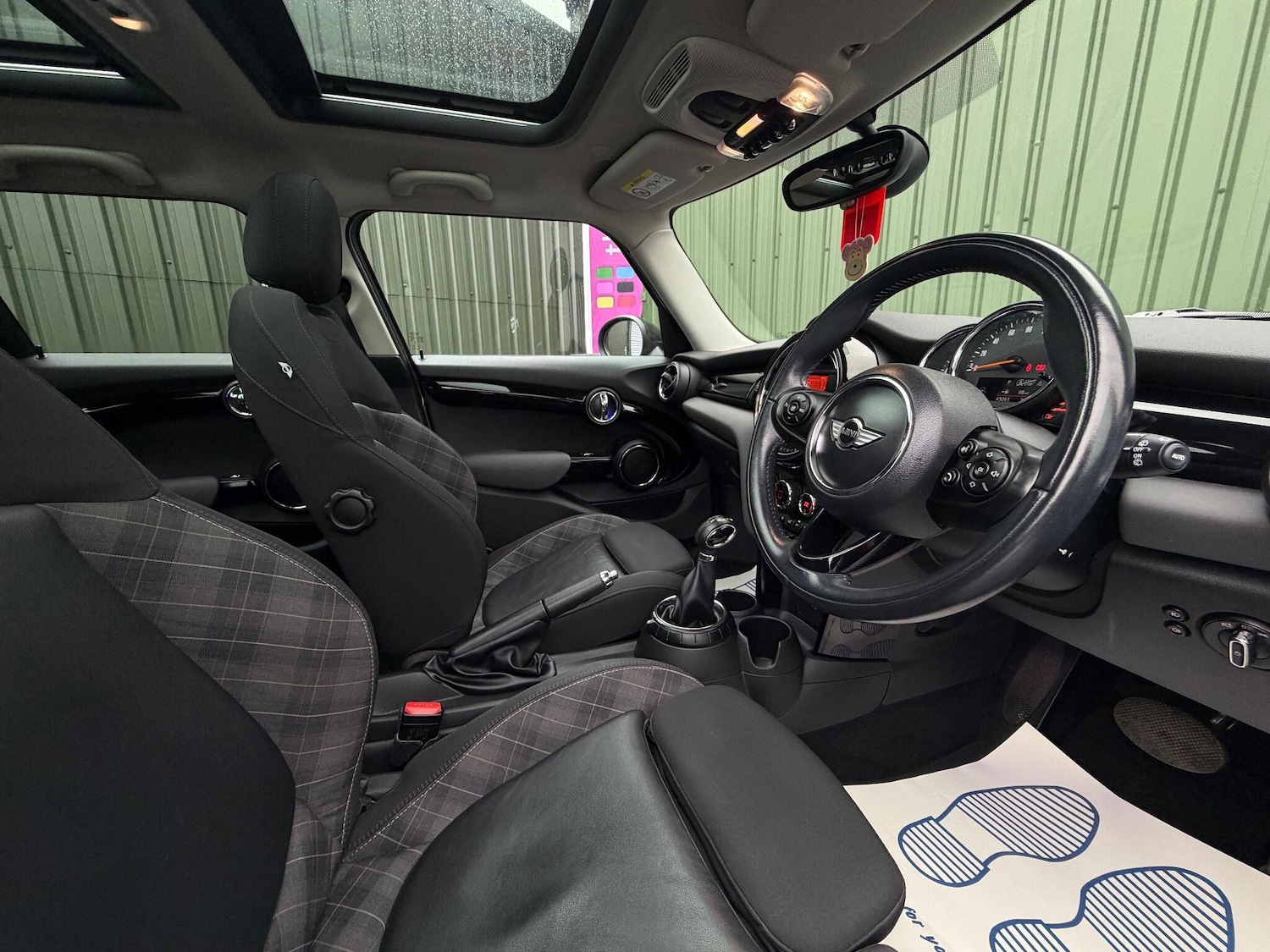 Used MINI Hatch 2014 for sale - 76964410: Photo 8