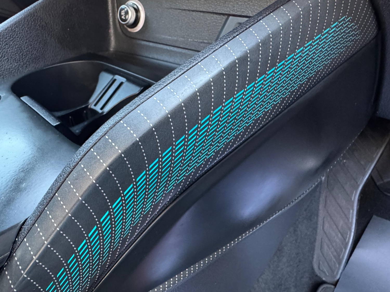 Used Audi Q2 for sale - 76727376: Photo 25