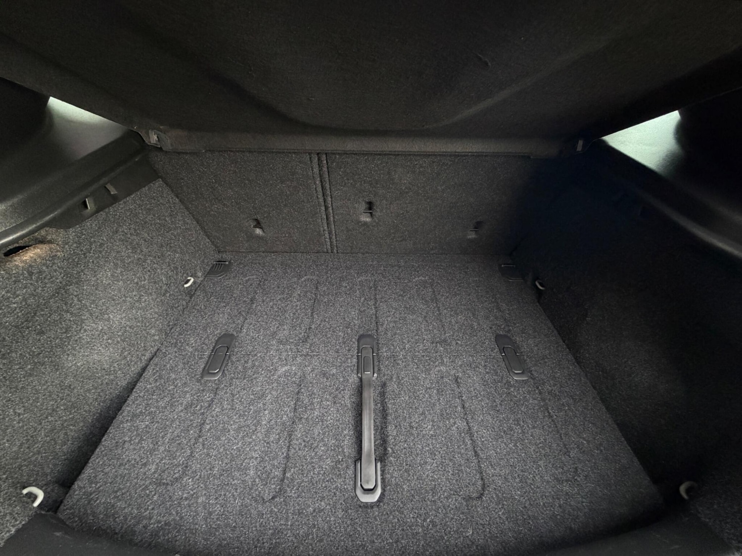 Used Volvo V40 2017 for sale - 77345227: Photo 12