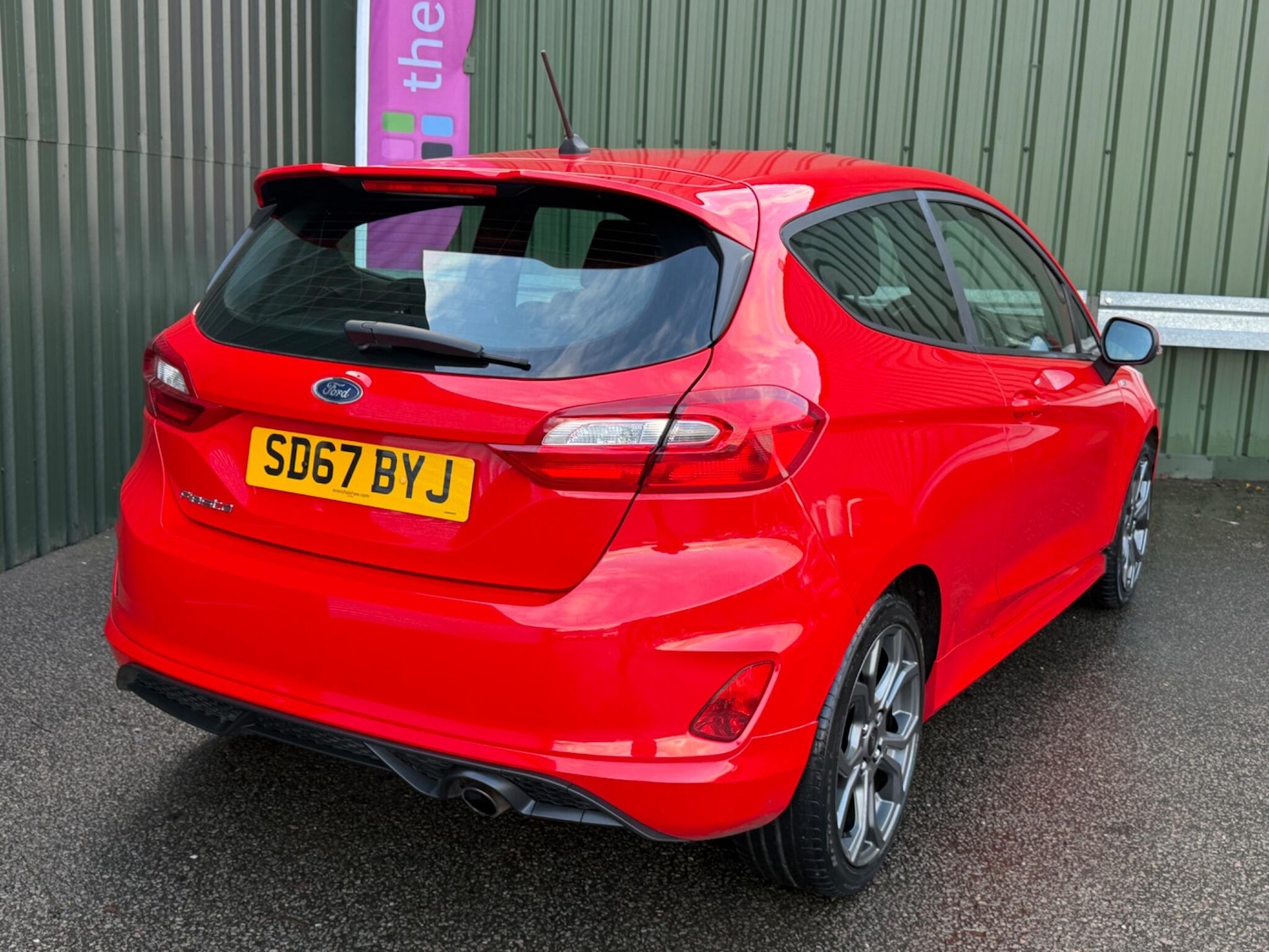 Used Ford Fiesta 2017 for sale - 77358893: Photo 4