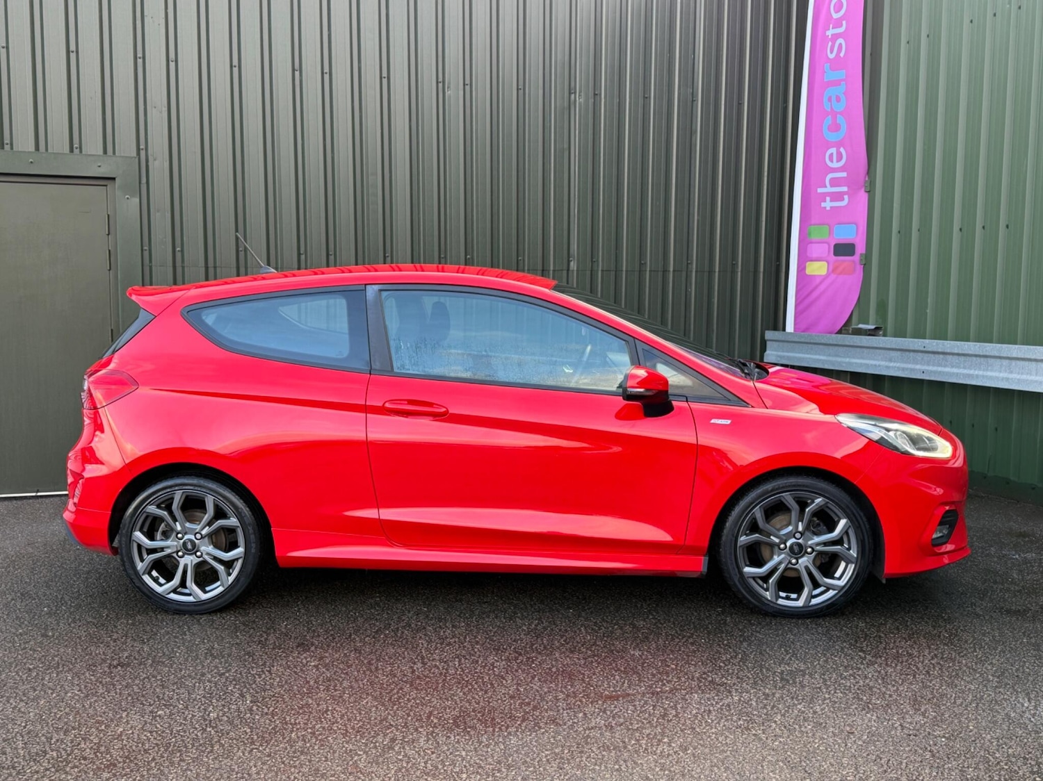 Used Ford Fiesta 2017 for sale - 77358893: Photo 6